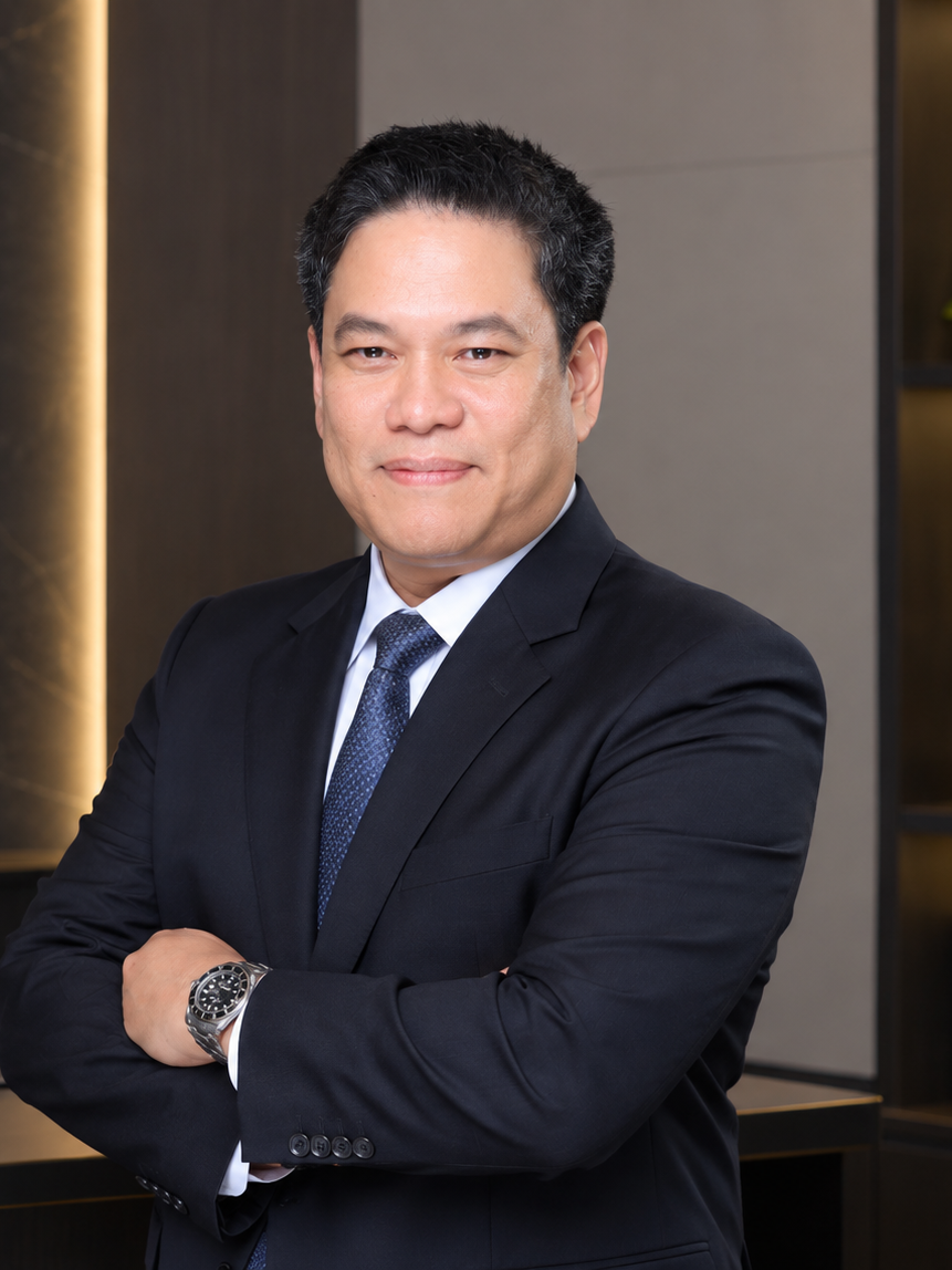 Piyapong Panyuag, Managing Director
